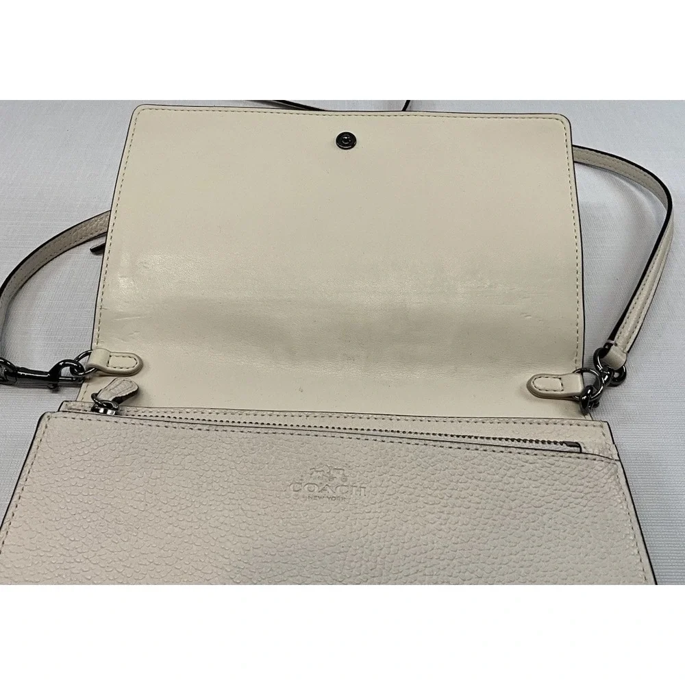 COACH Bandana Rivets Foldover Crossbody Purse Bag Ivory Pebbled Leather VGUC